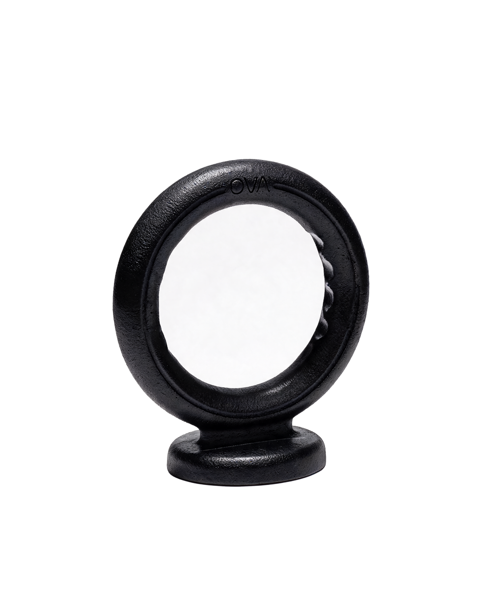 Ova Loop circular cast iron fitness weight in Matt Black, decorative dumbbell, 3–5kg

