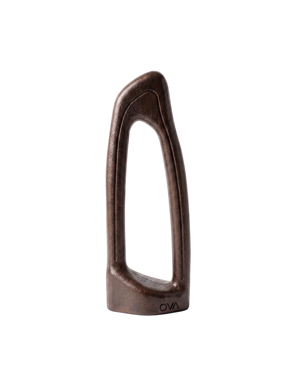 Ova Rise sculptural cast iron fitness weight in Dusk, aesthetic dumbbell for home décor, 5–7.5kg
