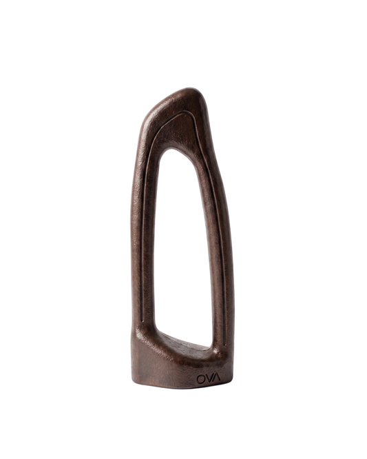 Ova Rise sculptural cast iron fitness weight in Dusk, aesthetic dumbbell for home décor, 5–7.5kg
